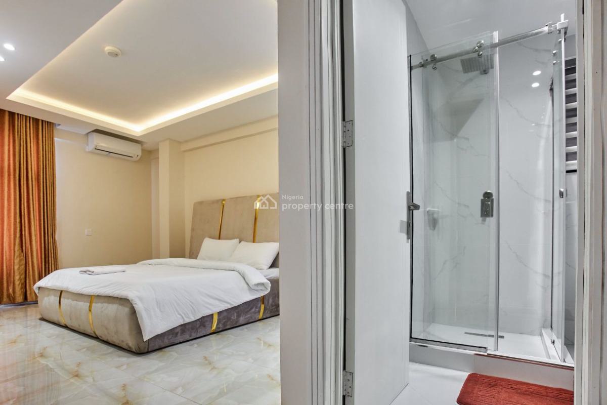 a Luxury Block of Flat, Lekki Phase 1, Lekki, Lagos, Commercial Property for Sale