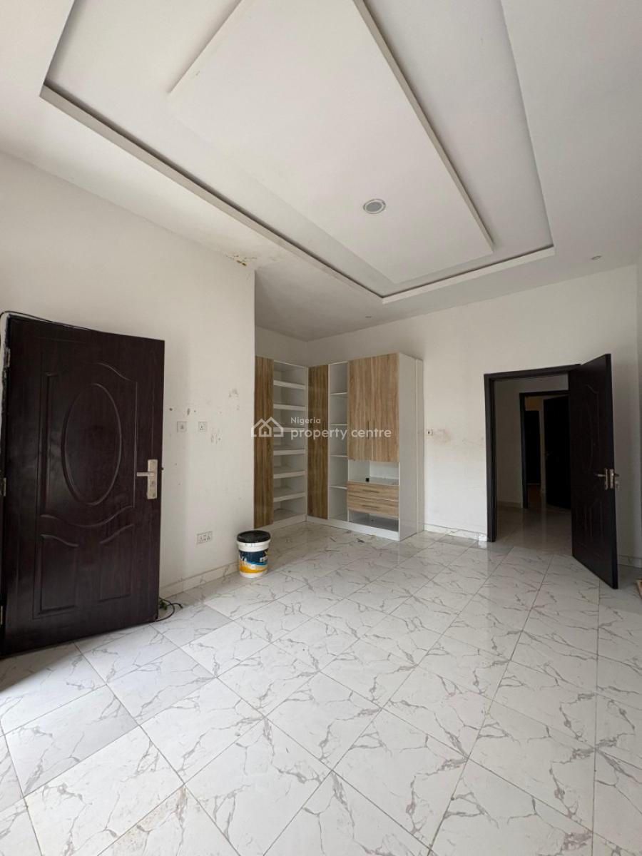 3-bedroom Duplex with Massive Compound & Good Water Supply, Ikota, Lekki, Lagos, Terraced Duplex for Sale