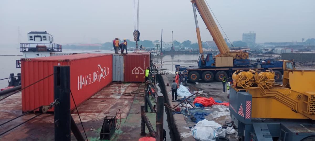 Commercial Jetty (waterfront), Oyingbo, Yaba, Lagos, Factory for Rent