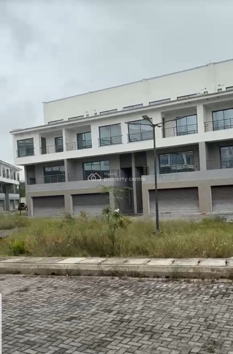 Brand New 4 Bedroom Townhouse with Maids Room  (corner Unit), Twin Lake Estate, Chevron, Lekki, Lagos, House for Sale