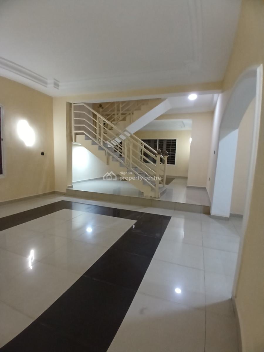 Well Renovated 3 Bedroom Terrace Duplex with 1room Bq, Asokoro Abuja Diplomatic Zone, Asokoro District, Abuja, Terraced Duplex for Rent