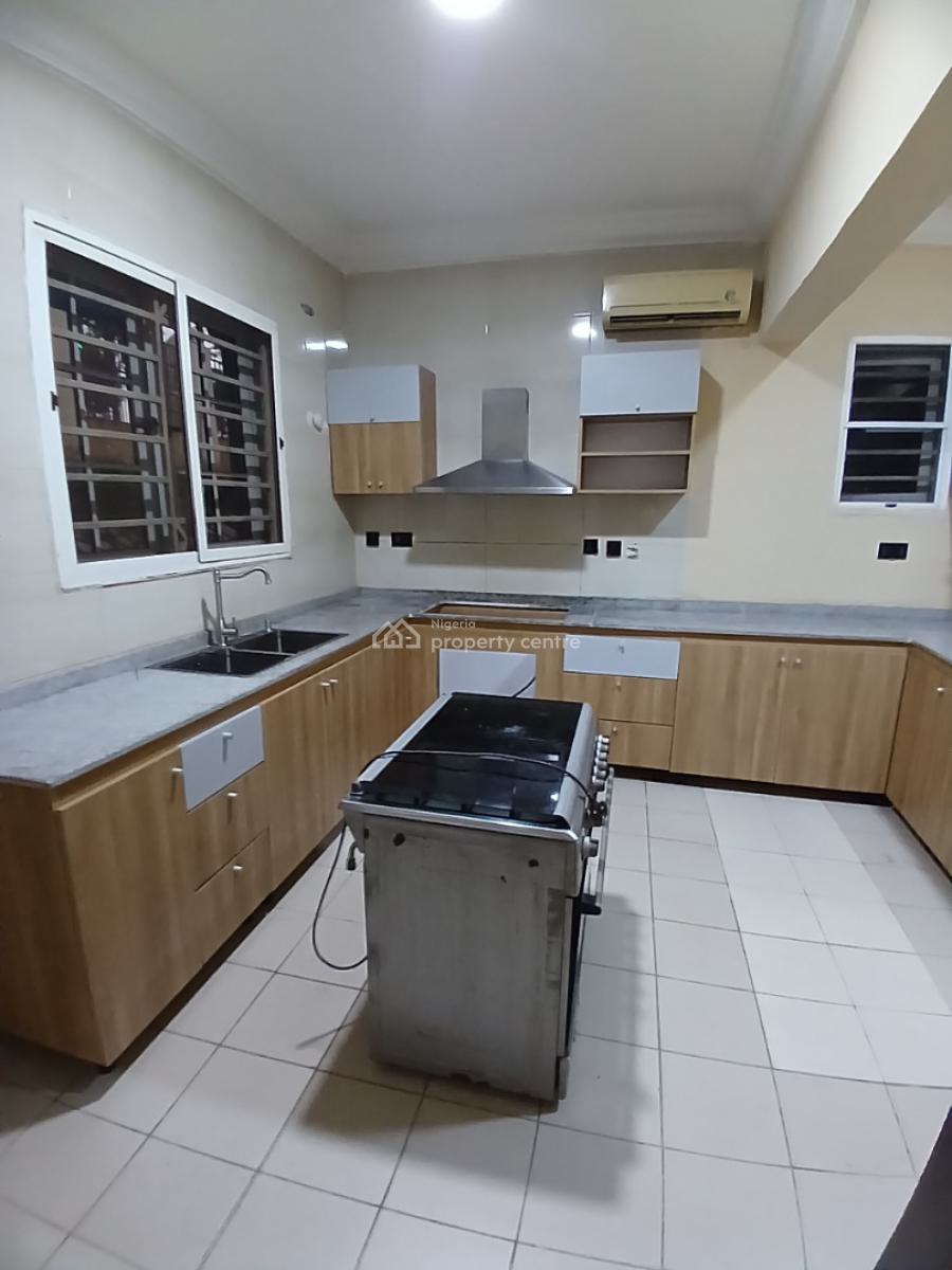 Well Renovated 3 Bedroom Terrace Duplex with 1room Bq, Asokoro Abuja Diplomatic Zone, Asokoro District, Abuja, Terraced Duplex for Rent