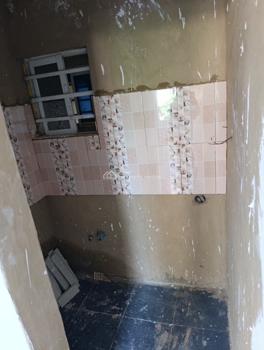 Luxury Fine Executive Self Contain, Yaba, Lagos, Self Contain (single Rooms) for Rent