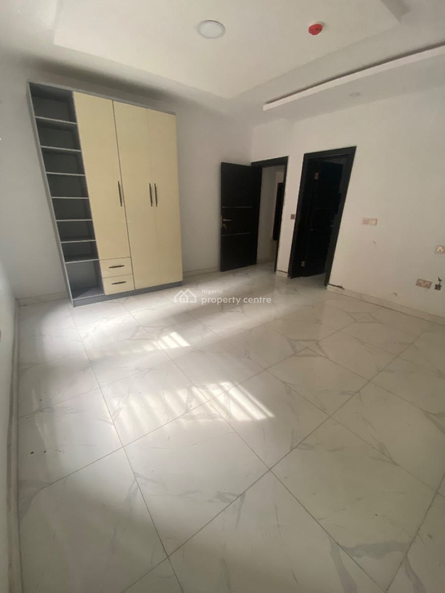 2 Bedroom Apartment with Bq , Elevator, Swimming Pool, Gym, Ikate, Lekki, Lagos, Flat / Apartment for Sale