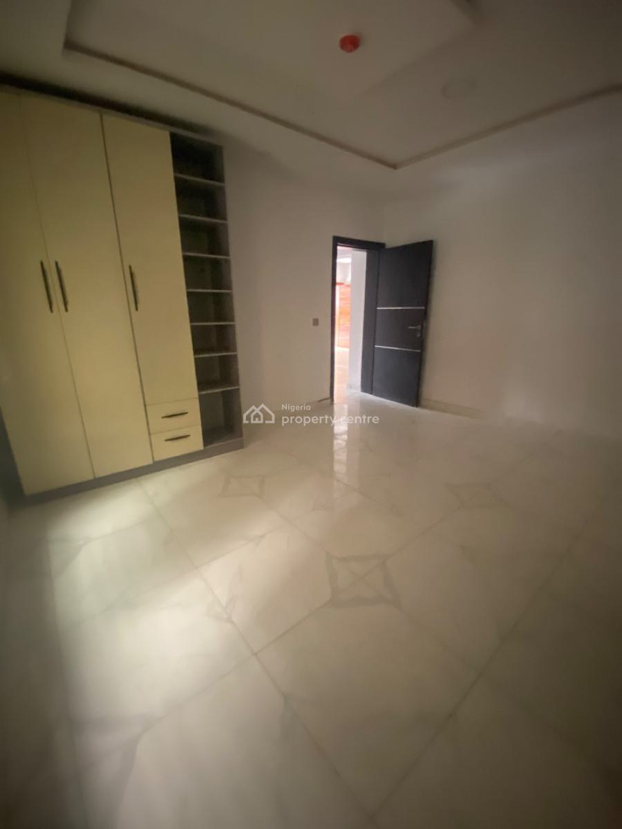 2 Bedroom Apartment with Bq , Elevator, Swimming Pool, Gym, Ikate, Lekki, Lagos, Flat / Apartment for Sale