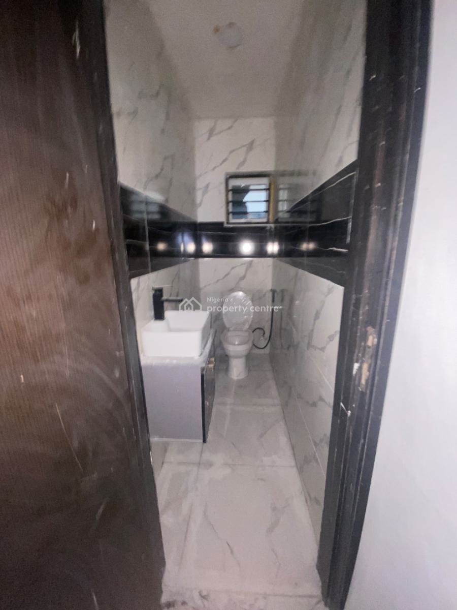2 Bedroom Apartment with Bq , Elevator, Swimming Pool, Gym, Ikate, Lekki, Lagos, Flat / Apartment for Sale