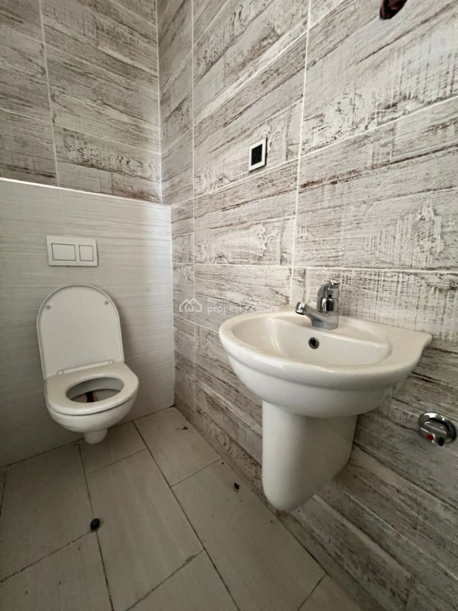 Tastefully Built Five (5) Bedroom Semi Detached Duplex with a Room Bq, Osapa, Lekki, Lagos, Semi-detached Duplex for Rent