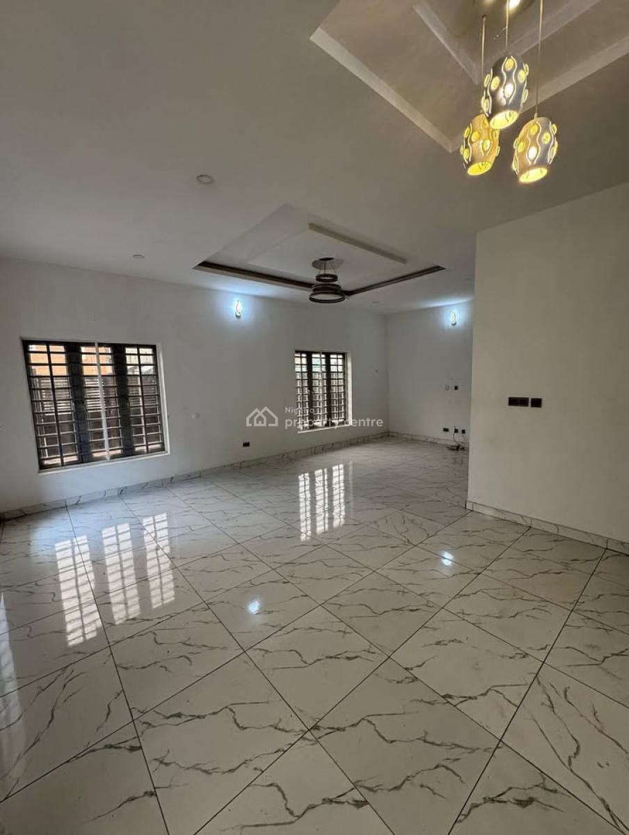 3 Bedrooms Apartment with Swimming Available, Victoria Island (vi), Lagos, Flat / Apartment for Rent