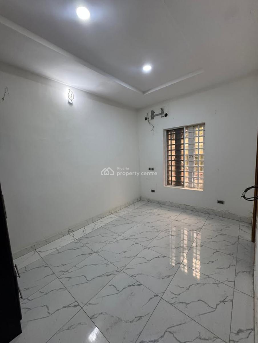 3 Bedrooms Apartment with Swimming Available, Victoria Island (vi), Lagos, Flat / Apartment for Rent