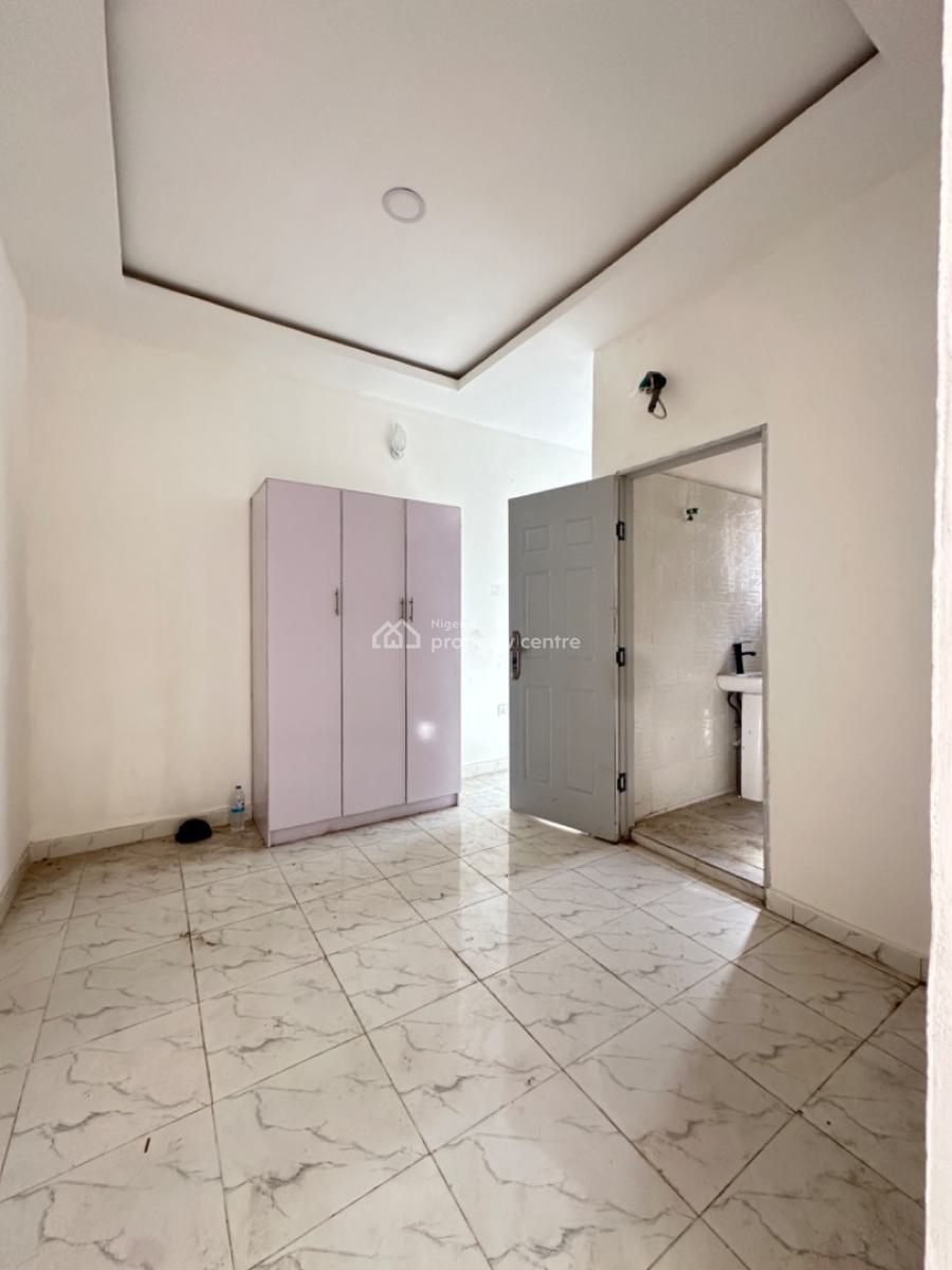 Lovely 2bedrooms Apartment Available, Ajah, Lekki, Lagos, Flat / Apartment for Sale