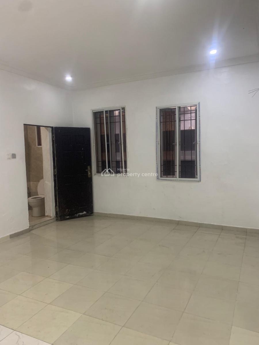 Executive  Serviced 2bedroom Apartment with Personal Compound, Ilasan, Lekki, Lagos, Flat / Apartment for Rent