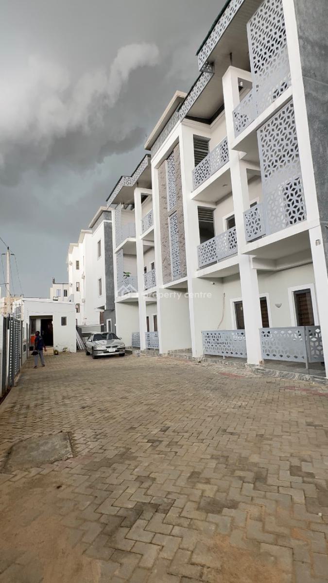 Luxury 3 Bedroom Flat with Excellent Facilities, Jahi, Jahi, Abuja, Flat / Apartment for Rent