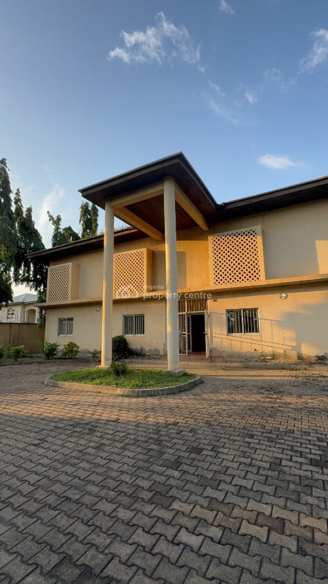 Office and Company Build of 5bedroom in a Larger Expanse, Jabi, Jabi, Abuja, Detached Duplex for Rent