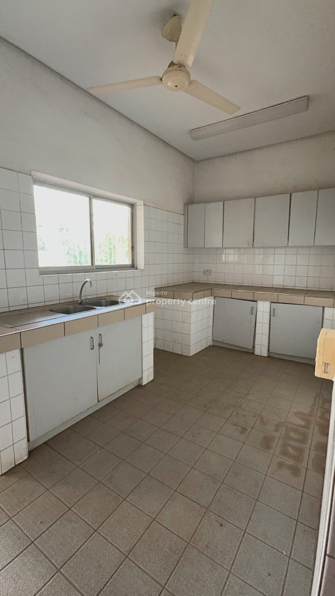 Office and Company Build of 5bedroom in a Larger Expanse, Jabi, Jabi, Abuja, Detached Duplex for Rent