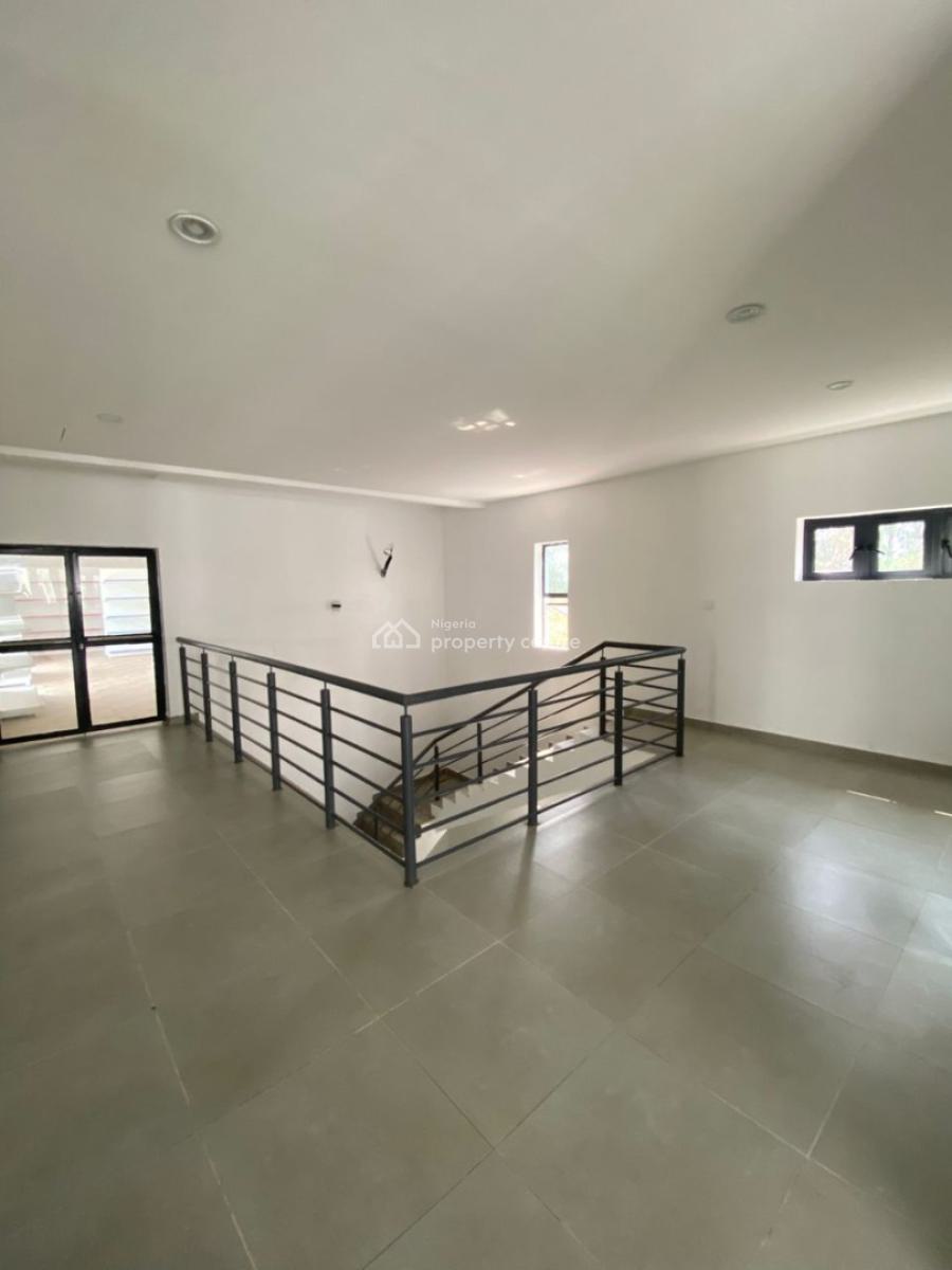 Shop Space Down& Upstairs, Green Bay Estate, Mobil Road, Ajah Lagos, Ilaje, Ajah, Lagos, Shop for Rent