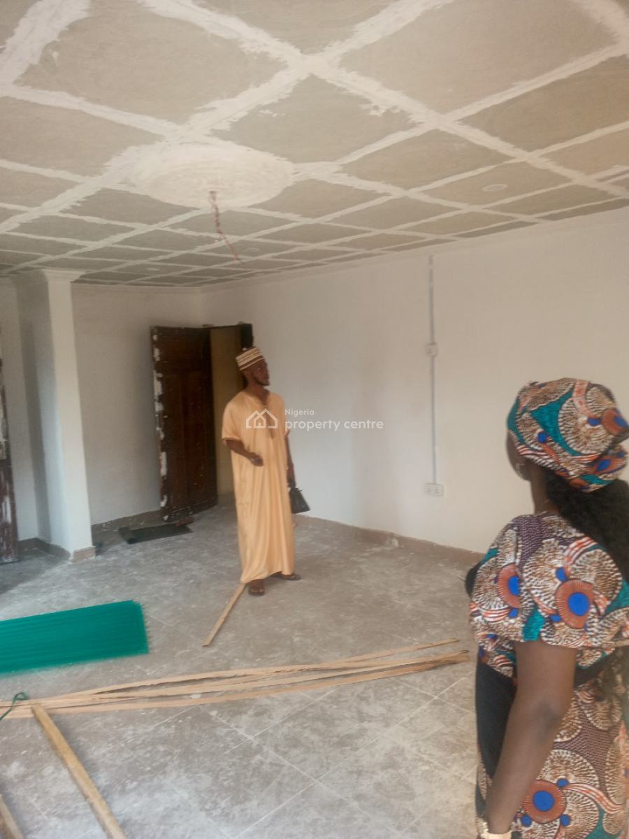Renovated Spacious 2 Bedrom Flat (upstairs), Lovely Environment Off College Road Ogba-ikeja, Ogba, Ikeja, Lagos, Flat / Apartment for Rent