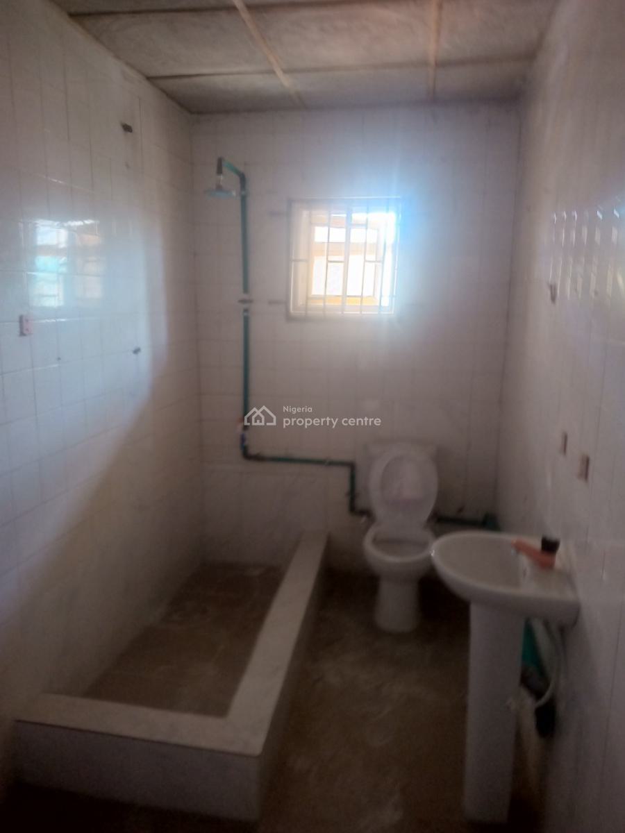 Renovated Spacious 2 Bedrom Flat (upstairs), Lovely Environment Off College Road Ogba-ikeja, Ogba, Ikeja, Lagos, Flat / Apartment for Rent