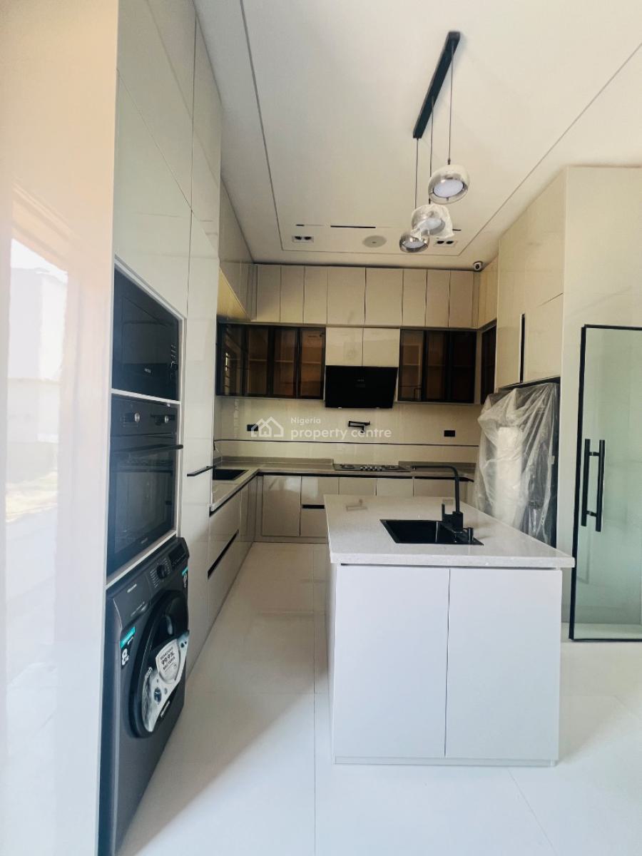 5 Bedroom Fully Detached Home, Chevron Lekki Lagos, Lekki, Lagos, Detached Duplex for Sale