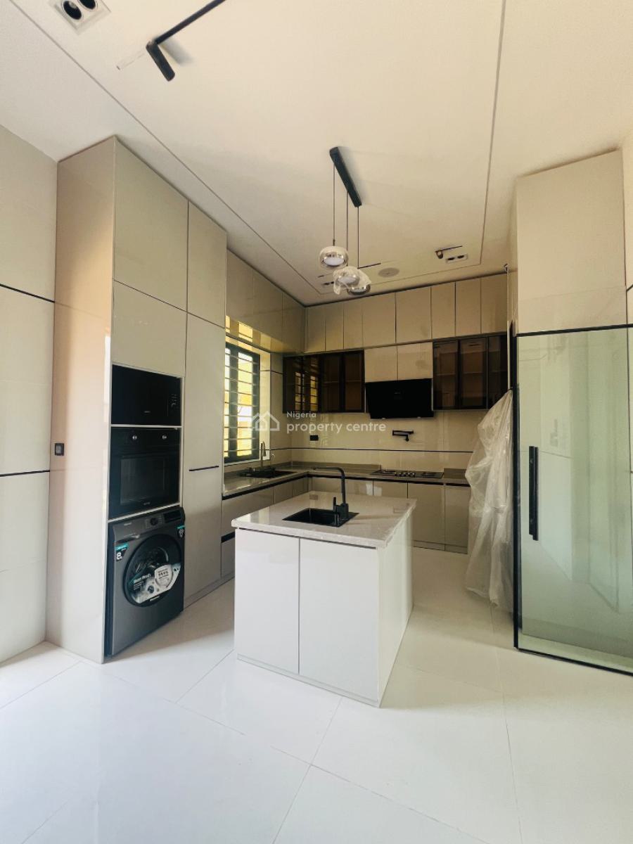 5 Bedroom Fully Detached Home, Chevron Lekki Lagos, Lekki, Lagos, Detached Duplex for Sale