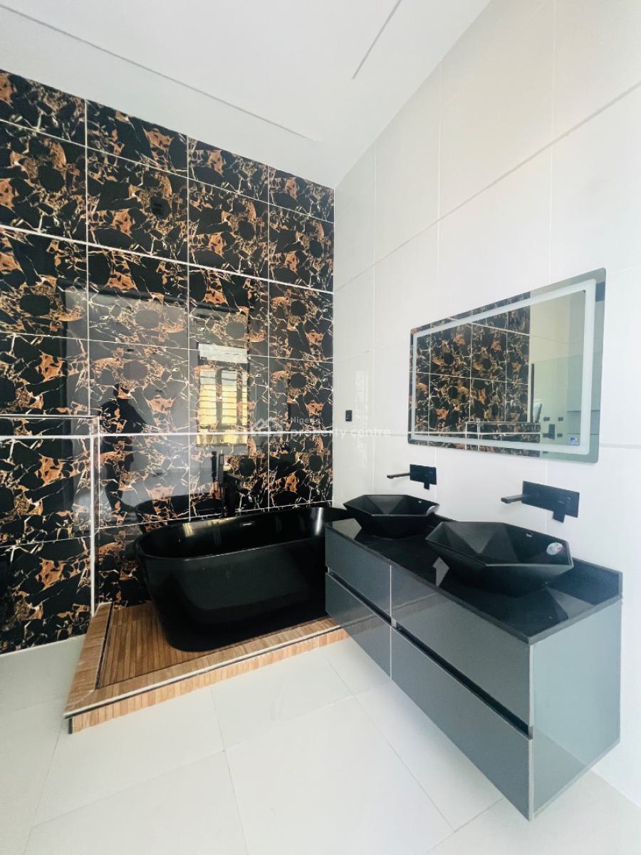 5 Bedroom Fully Detached Home, Chevron Lekki Lagos, Lekki, Lagos, Detached Duplex for Sale