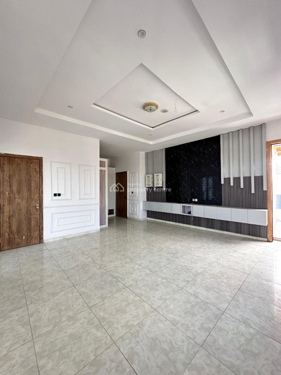 Well-built Spacious Luxury 5 Bedroom Fully Detached Duplex with Bq, 2nd Toll Gate, Lekki, Lagos, Detached Duplex for Sale