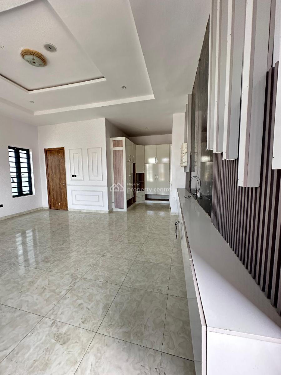 Well-built Spacious Luxury 5 Bedroom Fully Detached Duplex with Bq, 2nd Toll Gate, Lekki, Lagos, Detached Duplex for Sale