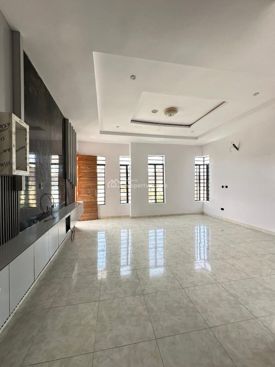 Well-built Spacious Luxury 5 Bedroom Fully Detached Duplex with Bq, 2nd Toll Gate, Lekki, Lagos, Detached Duplex for Sale