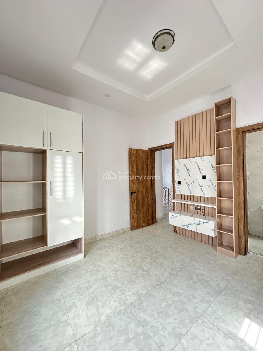 Well-built Spacious Luxury 5 Bedroom Fully Detached Duplex with Bq, 2nd Toll Gate, Lekki, Lagos, Detached Duplex for Sale