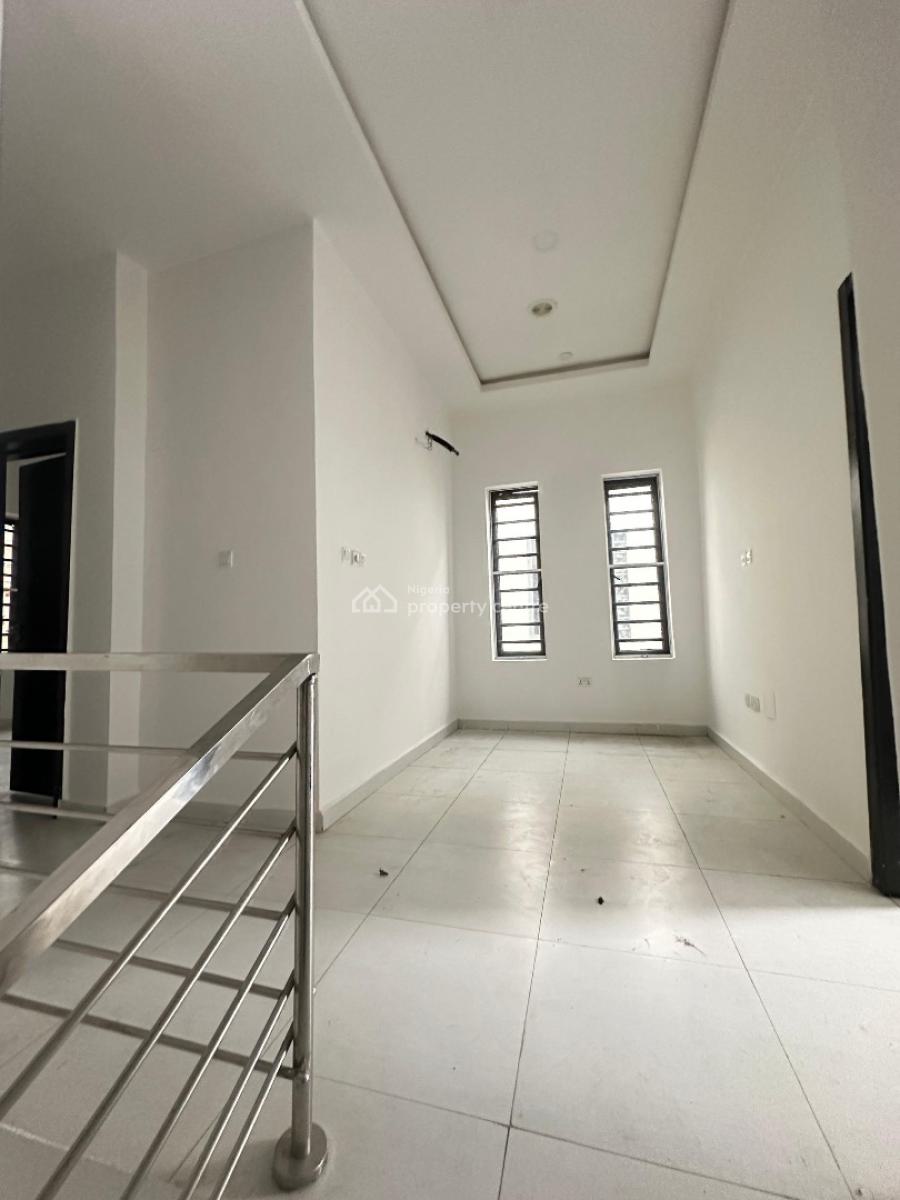 Well-built Spacious Affordable 4 Bedroom Semi-detached Duplex with Bq, 2nd Toll Gate, Lekki, Lagos, Semi-detached Duplex for Sale