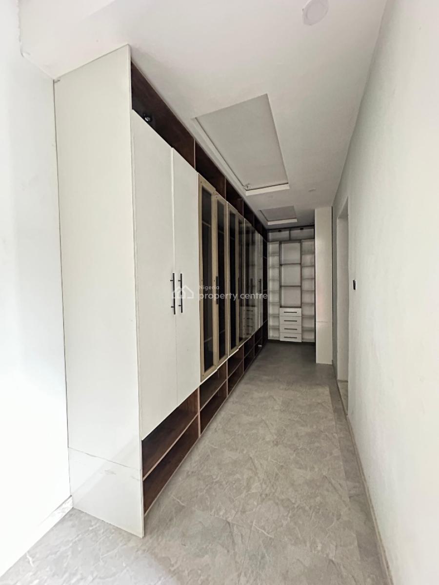 Well-built Luxury 4 Bedroom Maisonette with Bq, Pool and More, Ikate, Lekki, Lagos, Block of Flats for Sale