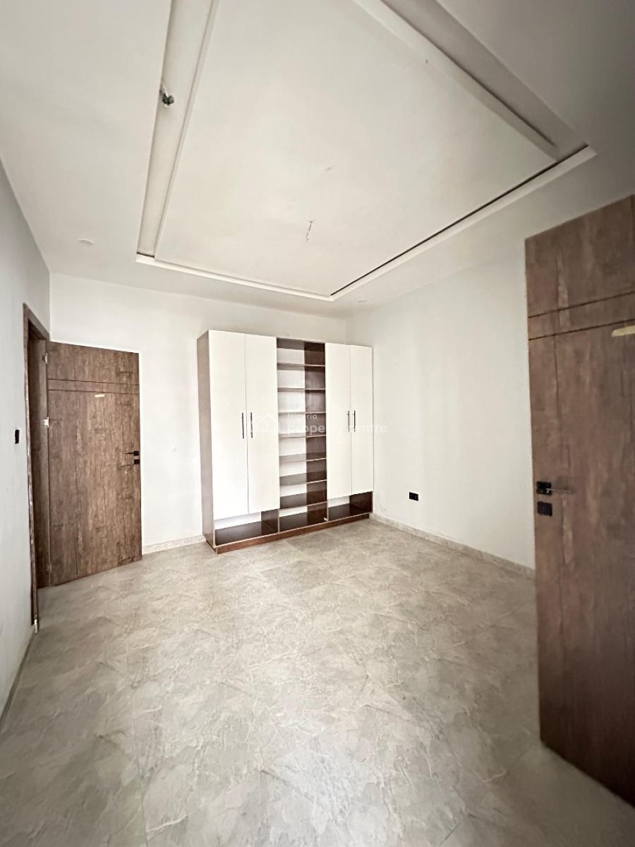 Well-built Luxury 4 Bedroom Maisonette with Bq, Pool and More, Ikate, Lekki, Lagos, Block of Flats for Sale