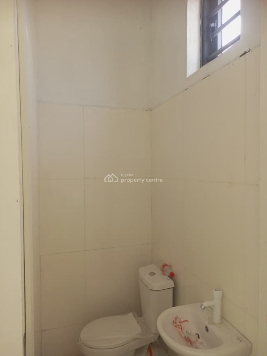 Luxury Shop, Mobile Road, Ajah, Lagos, Shop for Rent