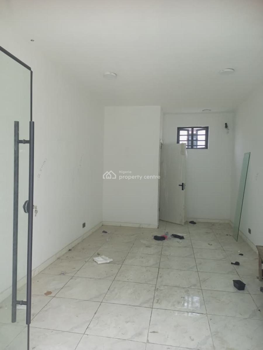 Luxury Shop, Mobile Road, Ajah, Lagos, Shop for Rent