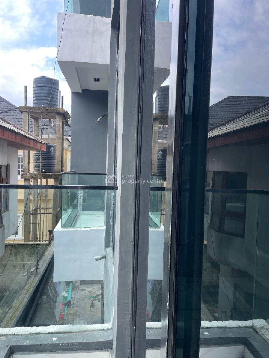 Stunning  and Well Structured 2bedroom Apartment   Location*:lekki, Lekki, Lekki, Lagos, Block of Flats for Sale