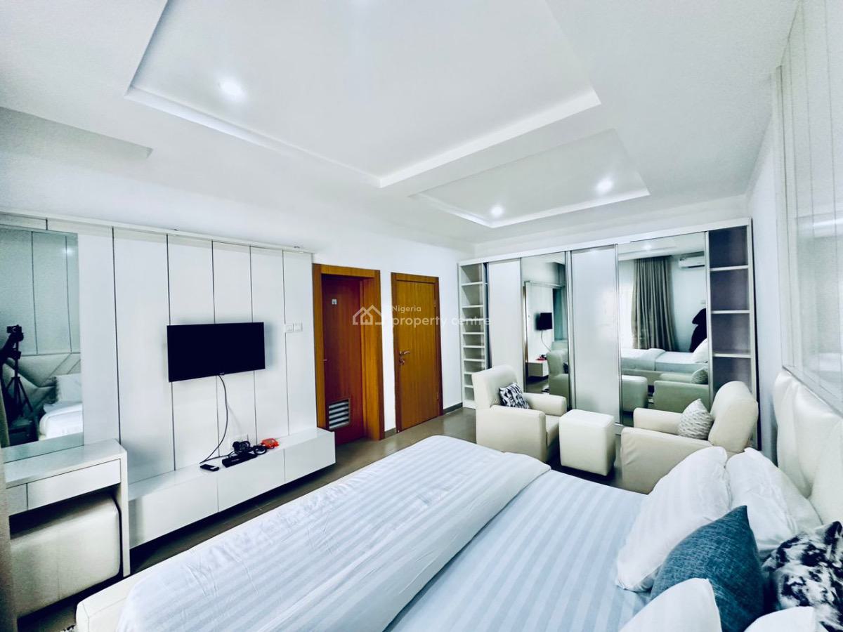 Luxurious 5bedroom Duplex  Location:lekki Phase 1, Lekki, Lekki Phase 1, Lekki, Lagos, Detached Duplex Short Let