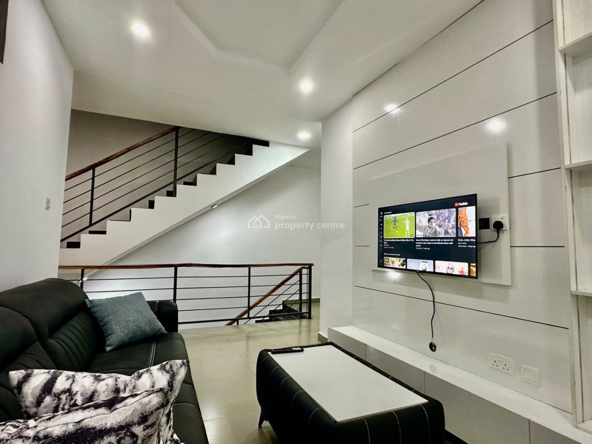 Luxurious 5bedroom Duplex  Location:lekki Phase 1, Lekki, Lekki Phase 1, Lekki, Lagos, Detached Duplex Short Let