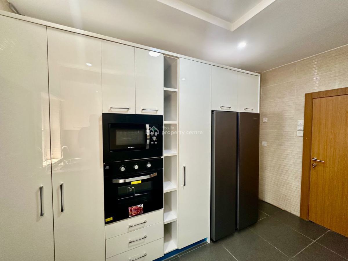 Luxurious 5bedroom Duplex  Location:lekki Phase 1, Lekki, Lekki Phase 1, Lekki, Lagos, Detached Duplex Short Let