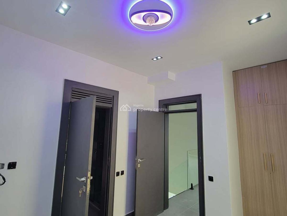 Fully Serviced 2-bedroom Maisonette with Bq, Old Ikoyi, Ikoyi, Lagos, Flat / Apartment for Rent