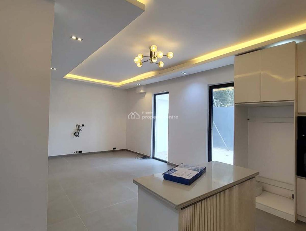 Fully Serviced 2-bedroom Maisonette with Bq, Old Ikoyi, Ikoyi, Lagos, Flat / Apartment for Rent