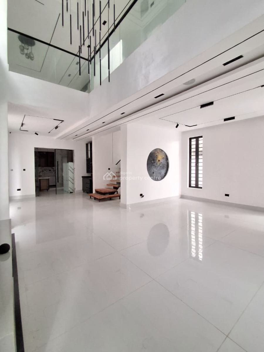 5 Bedroom Fully Detached Duplex, Gated Estate, Lekki Phase 1, Lekki, Lagos, Detached Duplex for Sale