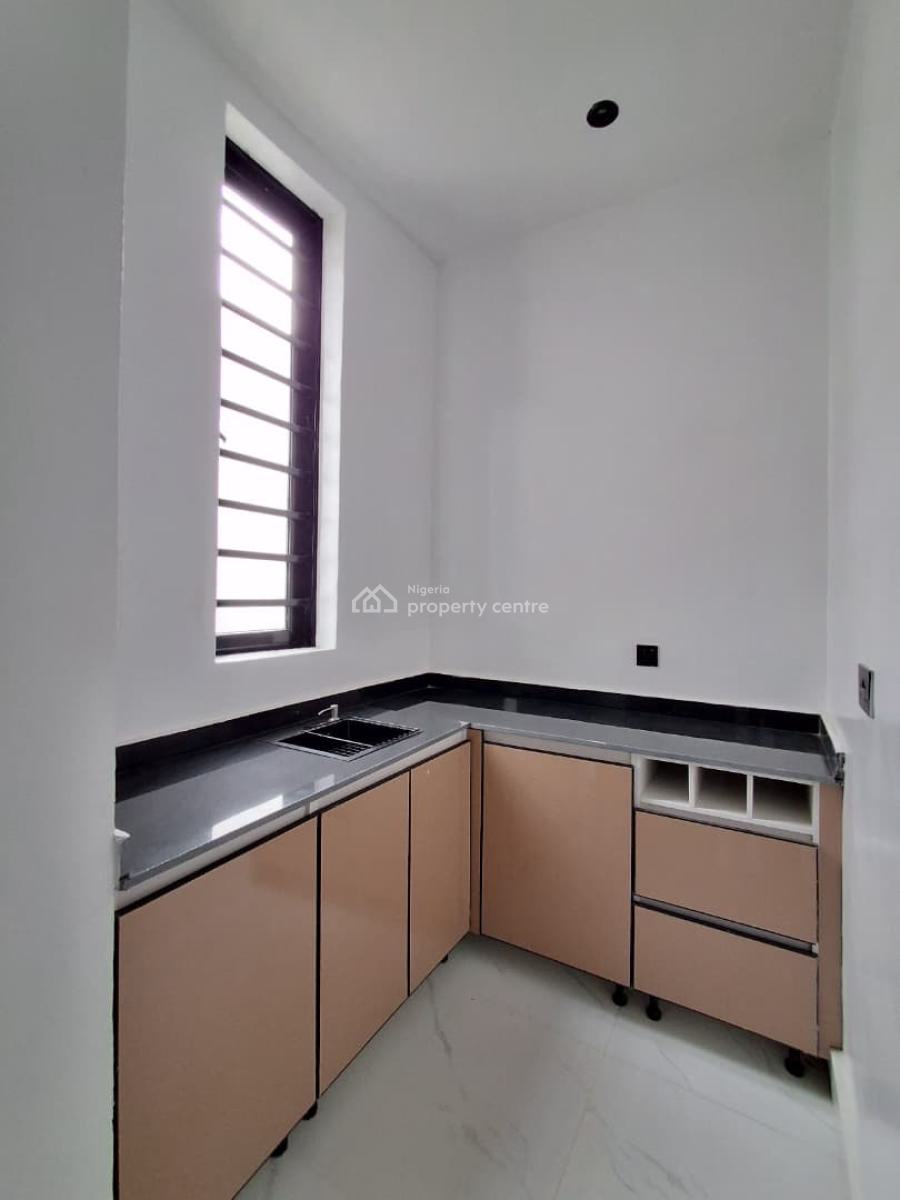 5 Bedroom Fully Detached Duplex, Gated Estate, Lekki Phase 1, Lekki, Lagos, Detached Duplex for Sale