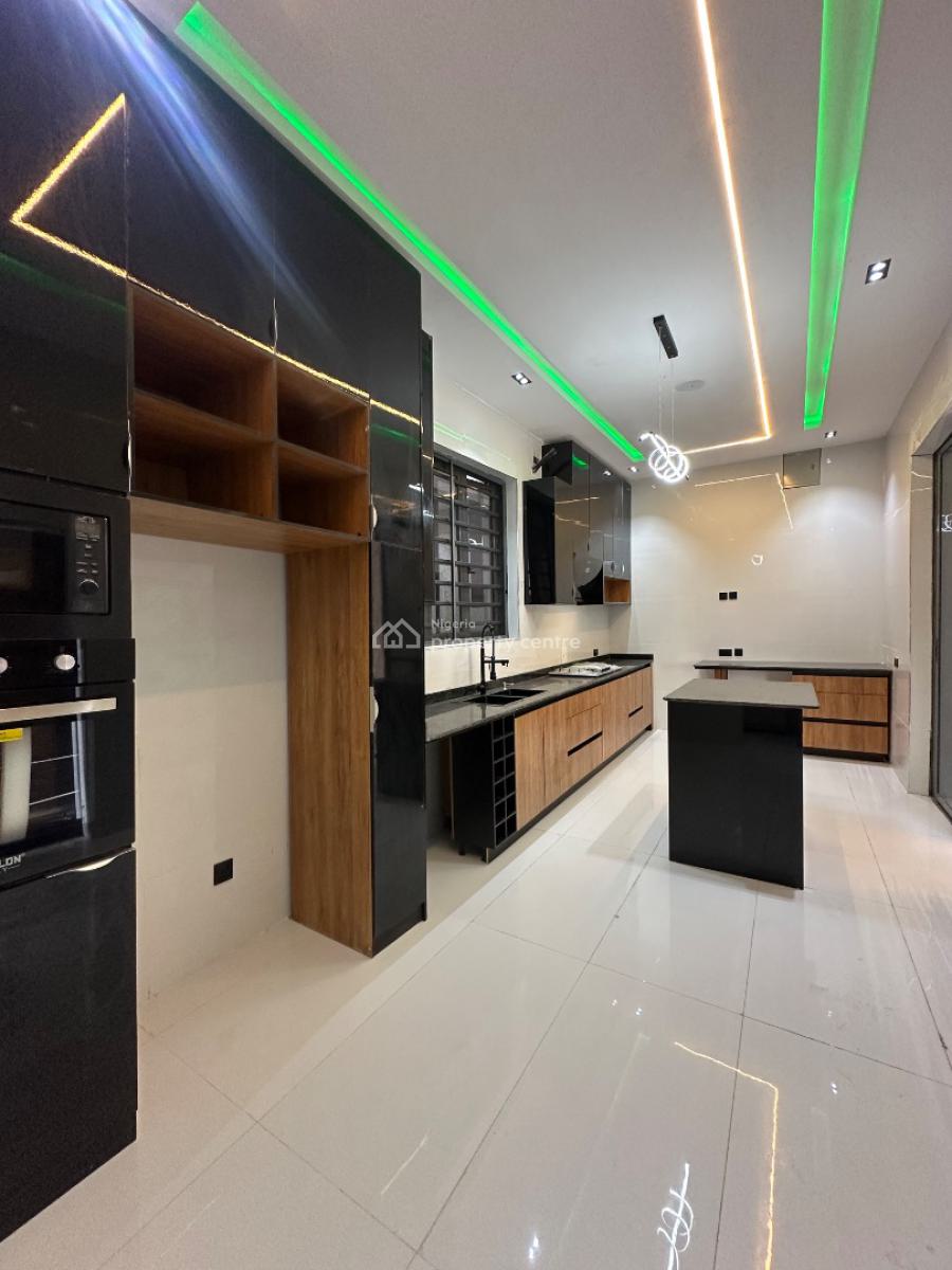 5 Bedroom Fully Detached in Ajah, Ajah, Lagos, Detached Duplex for Sale