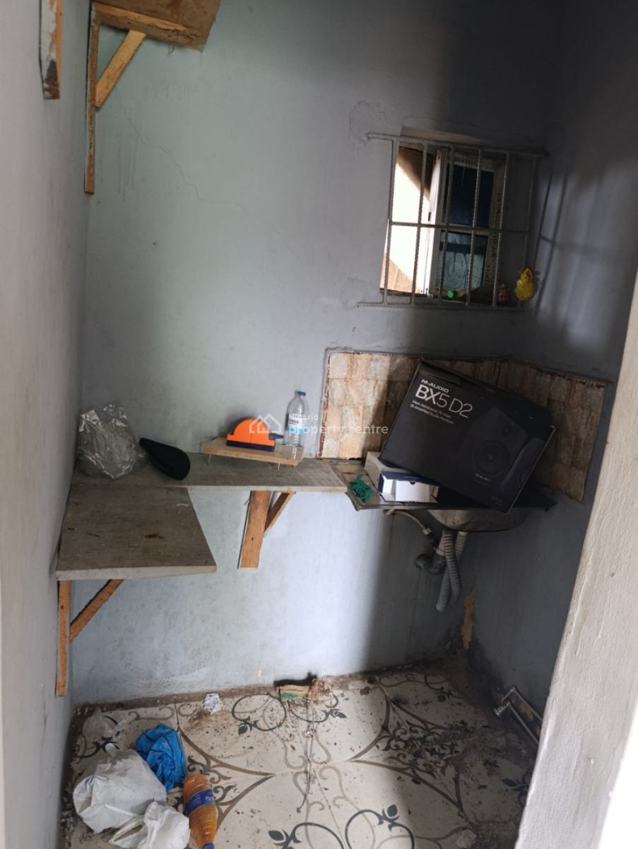 Decent Room Self Contain, Akoka, Yaba, Lagos, Self Contain (single Rooms) for Rent
