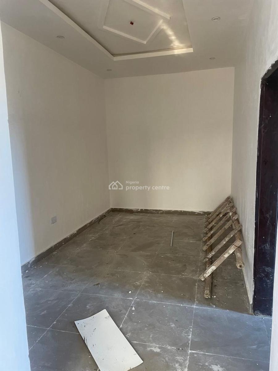 a Nice and Very Sharp Two Bedroom Inside an Estate, Ogunfayo, Awoyaya, Ibeju Lekki, Lagos, Flat / Apartment for Rent