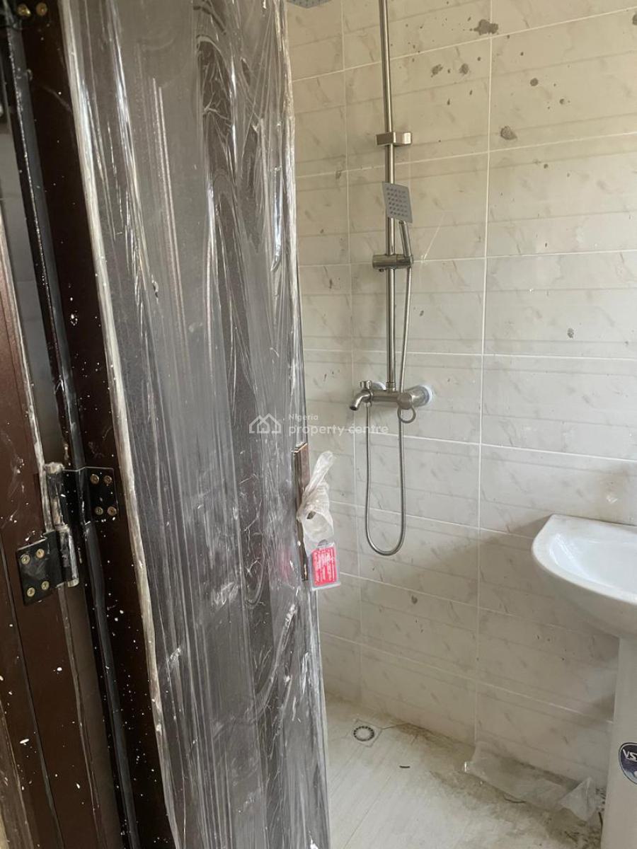 a Nice and Very Sharp Two Bedroom Inside an Estate, Ogunfayo, Awoyaya, Ibeju Lekki, Lagos, Flat / Apartment for Rent
