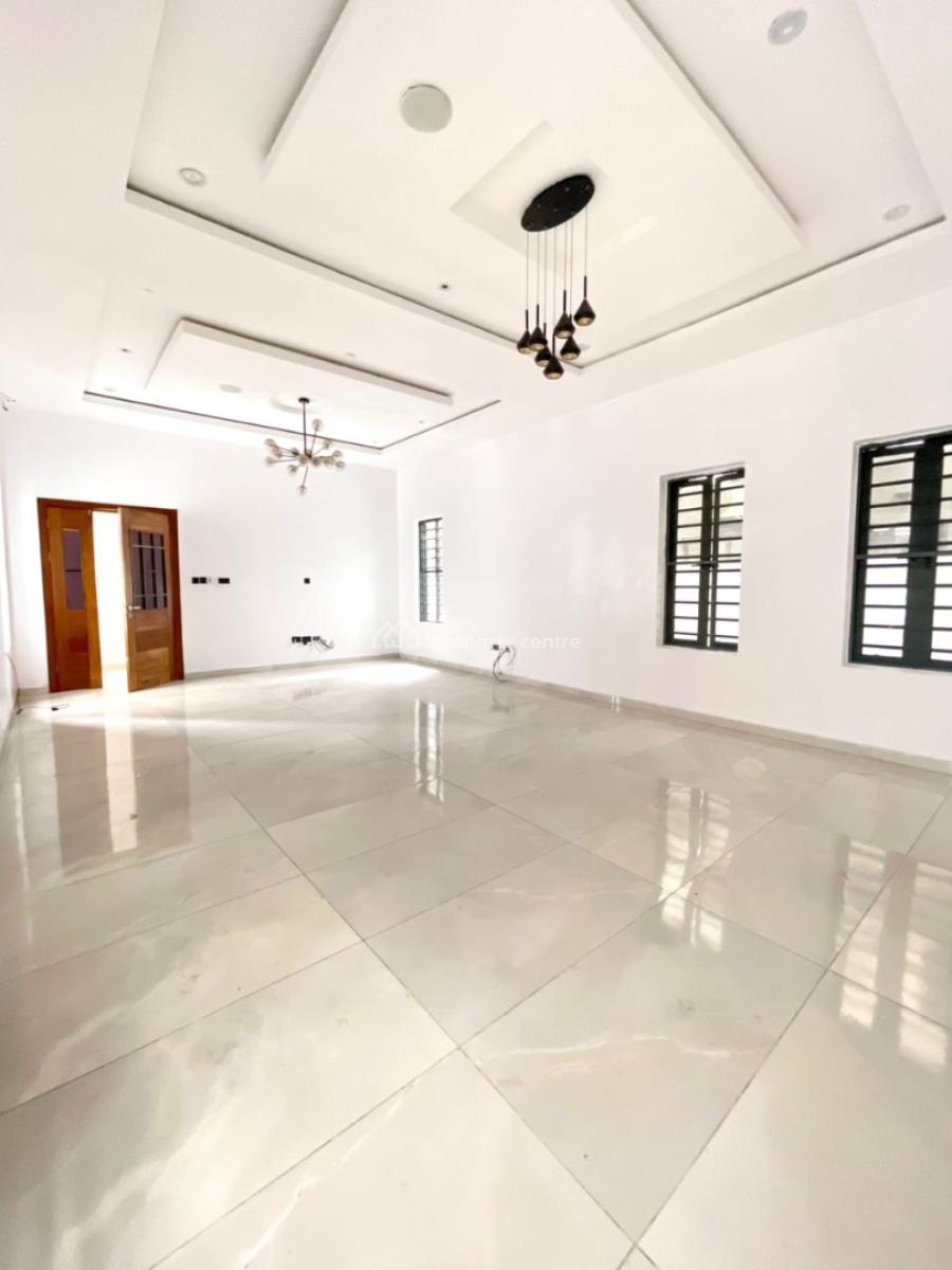 Classic 5 Bedroom Fully Detached Duplex with a Bq in a Secure Estate, Chevron, Lekki, Lagos, Detached Duplex for Sale