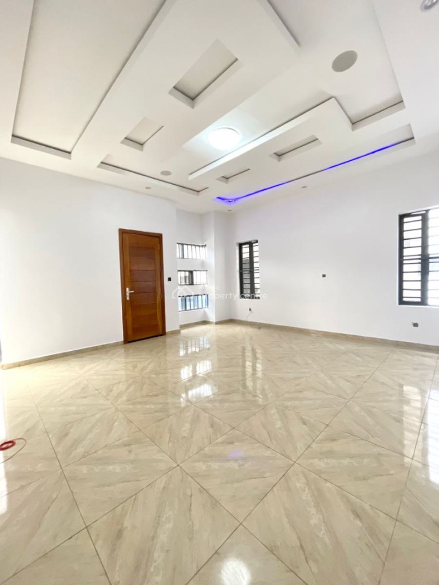 Classic 5 Bedroom Fully Detached Duplex with a Bq in a Secure Estate, Chevron, Lekki, Lagos, Detached Duplex for Sale