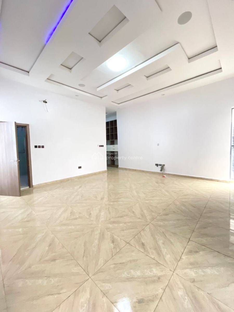 Classic 5 Bedroom Fully Detached Duplex with a Bq in a Secure Estate, Chevron, Lekki, Lagos, Detached Duplex for Sale