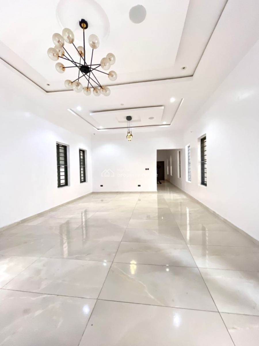 Classic 5 Bedroom Fully Detached Duplex with a Bq in a Secure Estate, Chevron, Lekki, Lagos, Detached Duplex for Sale