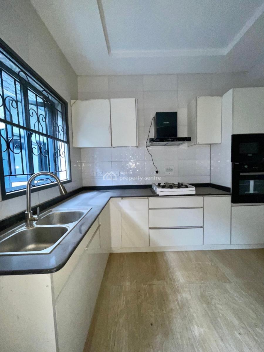 1 Bedroom Fully Serviced Apartment, Idado Estate, Agungi, Lekki, Lagos, Mini Flat (room and Parlour) for Sale
